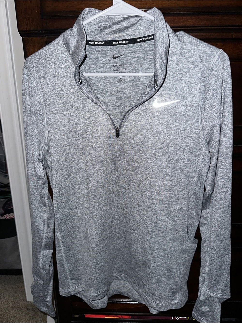 Nike Women’s Light Gray Quarter-Zip Running Pullover